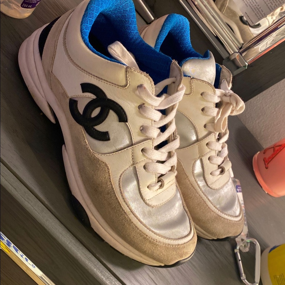 Women’s Chanel sneakers size 8